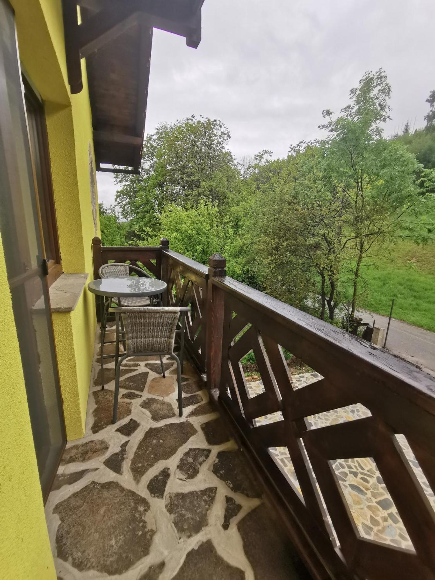 Yellow House Бран Экстерьер фото